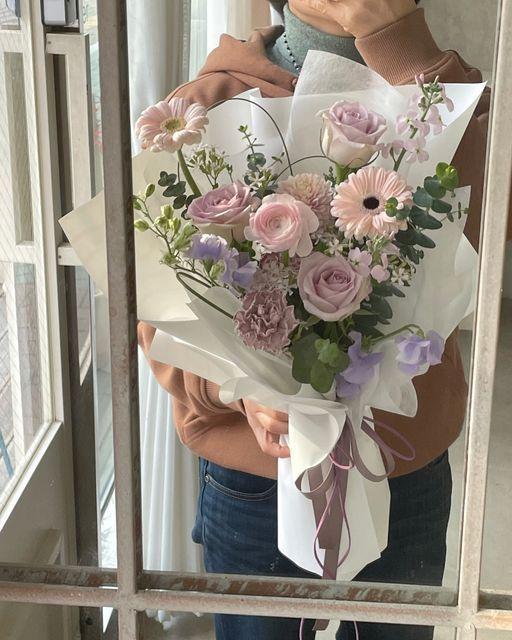 Aurora's Embrace Elegant Flora